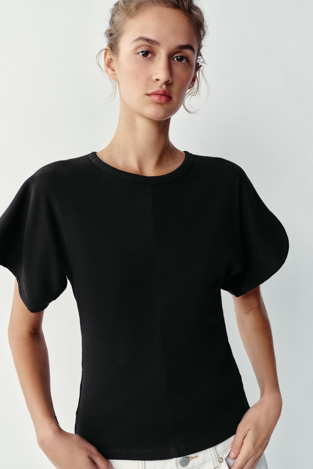 CAMISETA MANGA JAPONESA / Negro