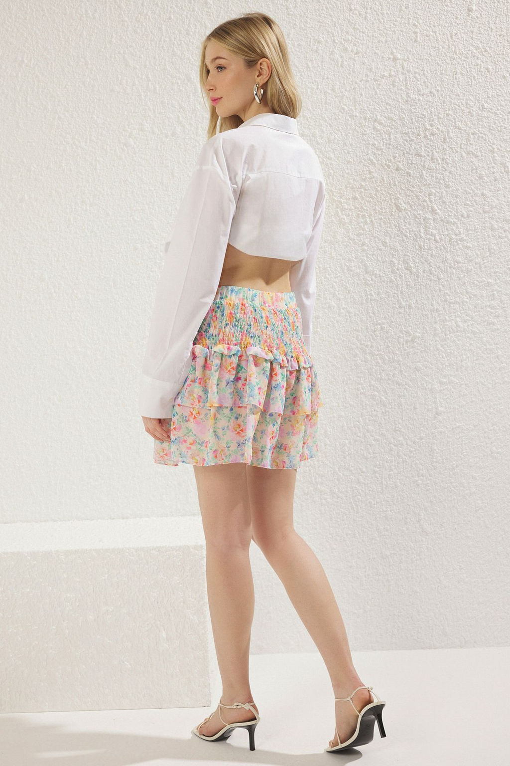 TRENDYOLMILLA Cok Renkli Cicek Desenli F?rf?rl? Mini Boy Dokuma Sifon Etek TWOSS25ET00103 фото 5