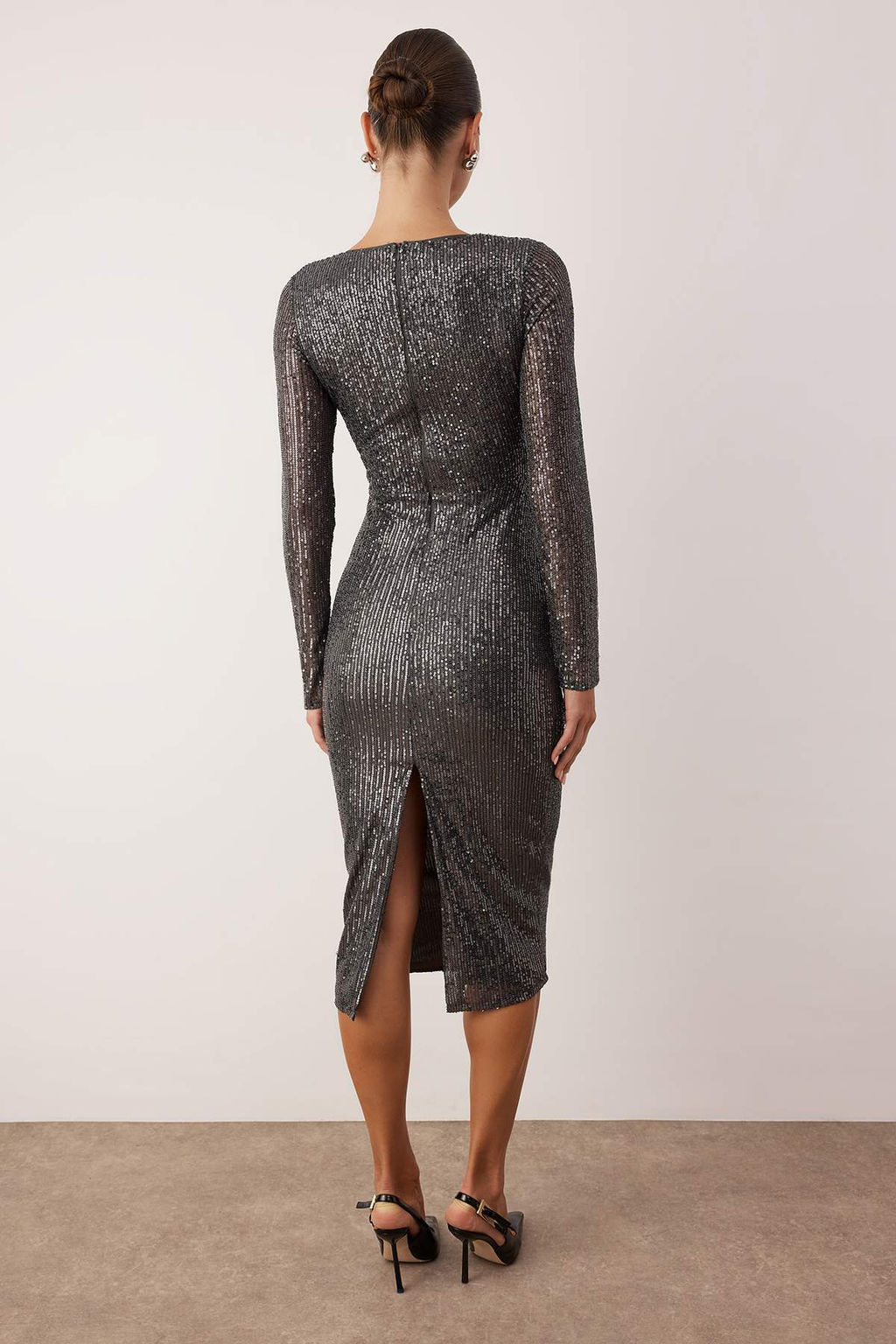 Antrasit Cut Out Detayl? Orme Payet Midi Astarl? S?k/Gece Elbise