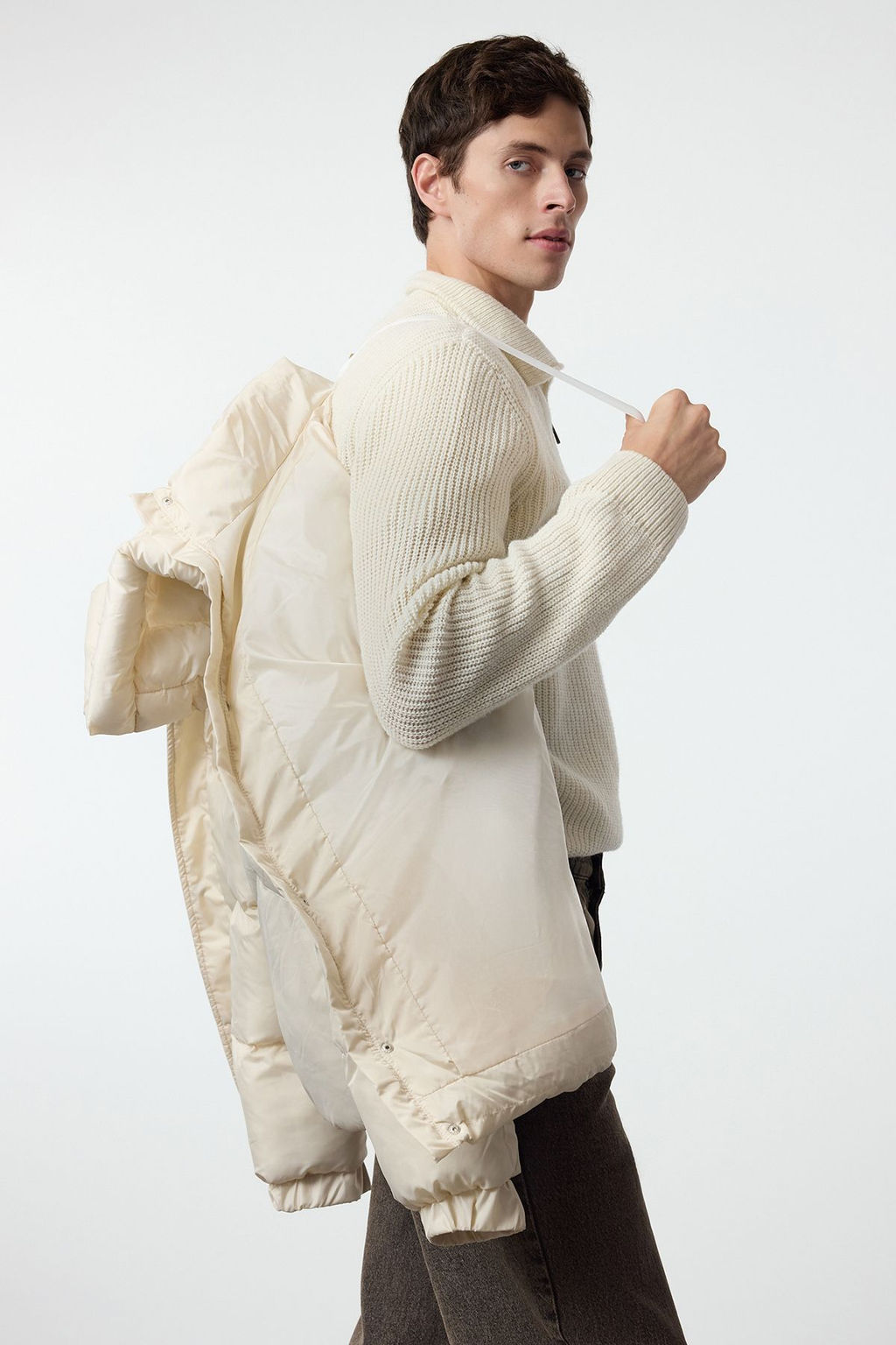 TRENDYOL MAN Siyah Unisex Oversize Fit Ic Ask?l? K?sl?k Sisme Mont TMNAW25MO00024 - Trendyolmilla фото 8