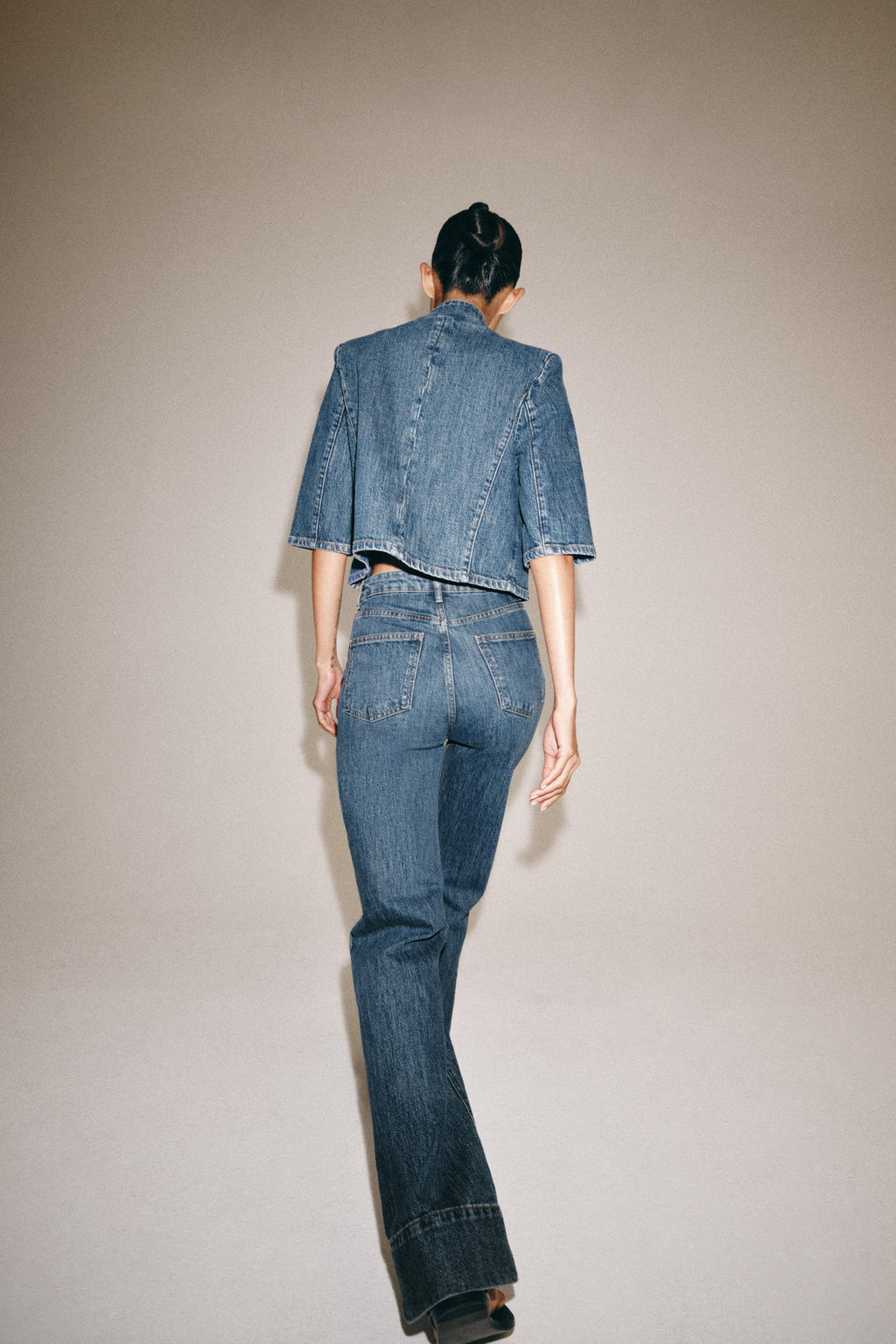 JEANS ZW COLLECTION FLARE TIRO ALTO / Azul - Zara фото 5