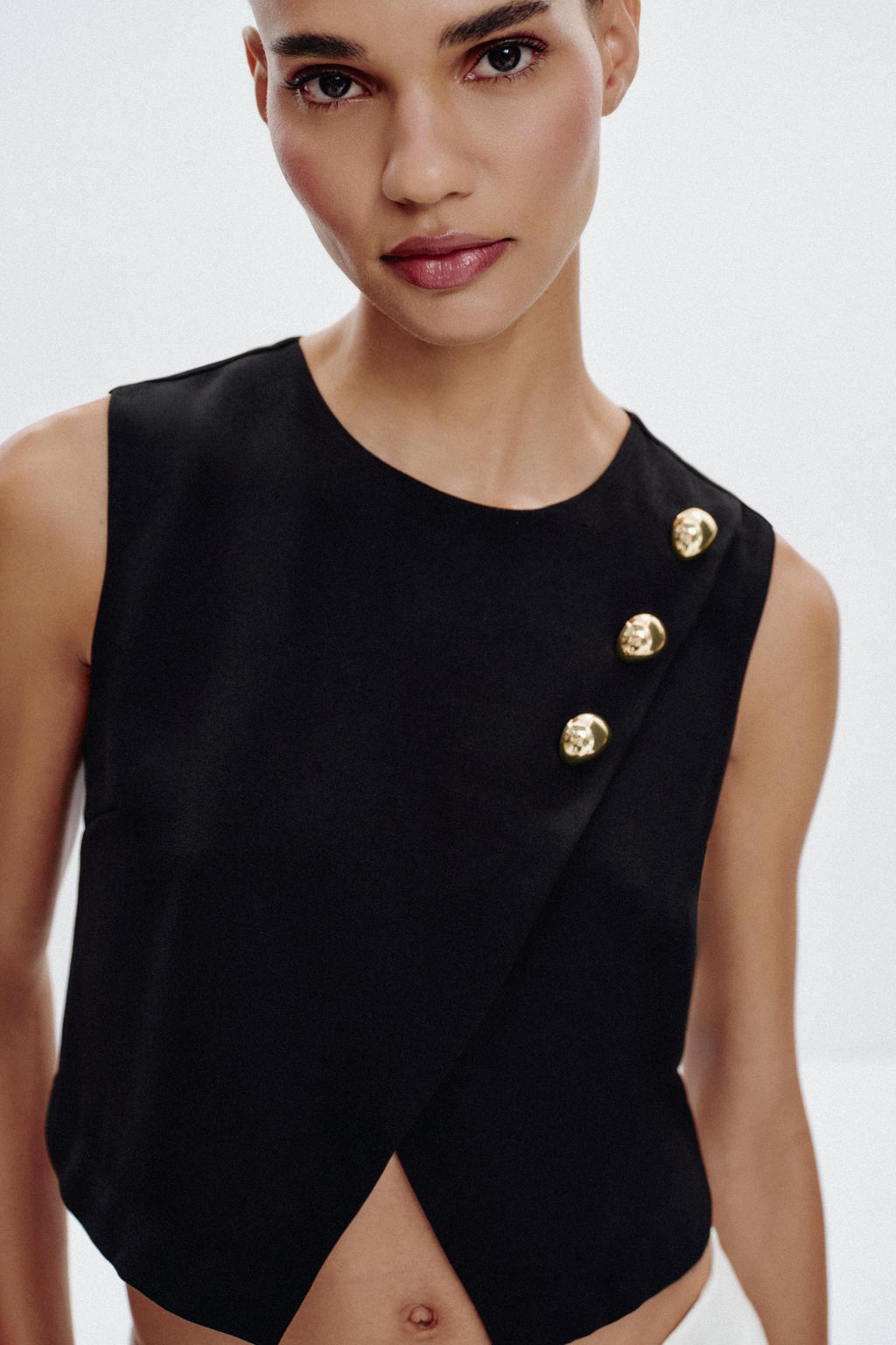 GOLD BUTTON CROSSOVER TOP - Zara фото 17
