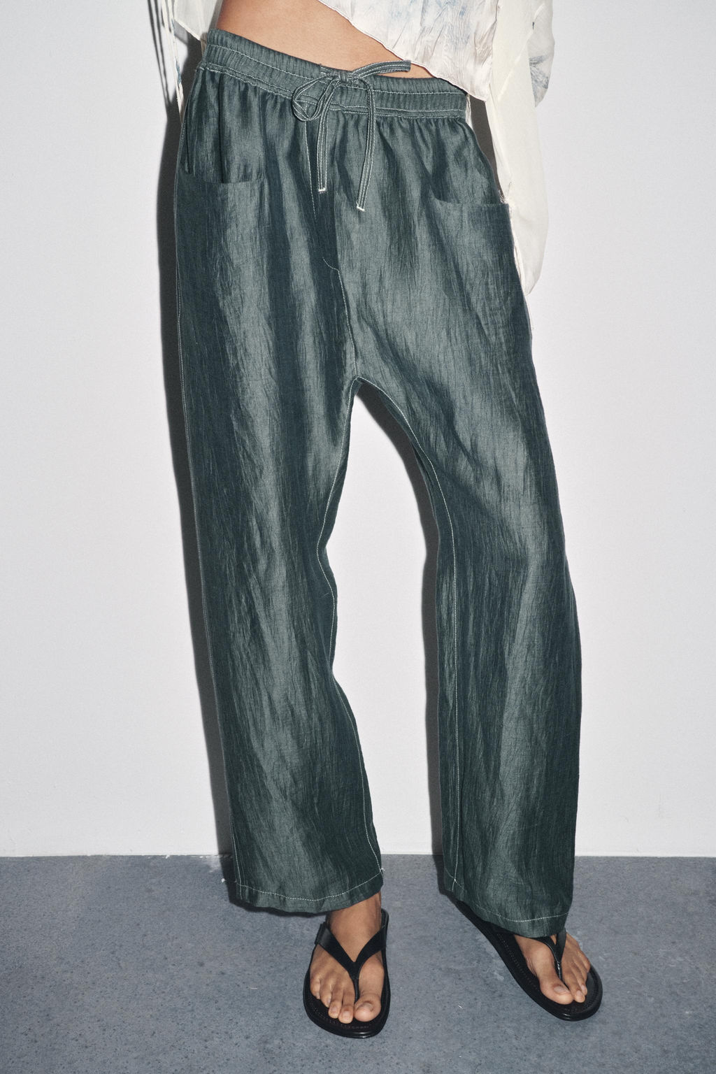 LINEN BLEND TROUSERS WITH CONTRAST STITCHING - Zara фото 9