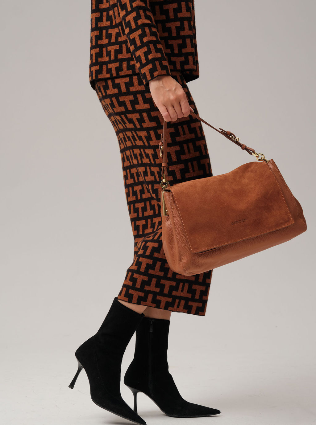 Сумка Deboro 31066 коричневый камень