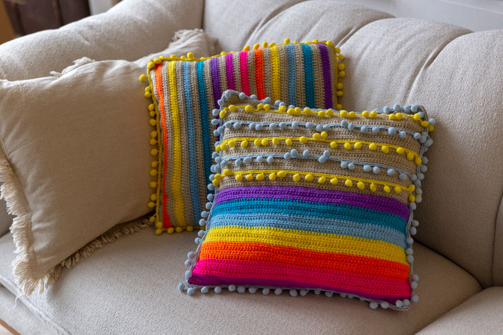 Пряжа ADELIA TINA 100% акрил 5 шт. х 100 г 308 м  10 м