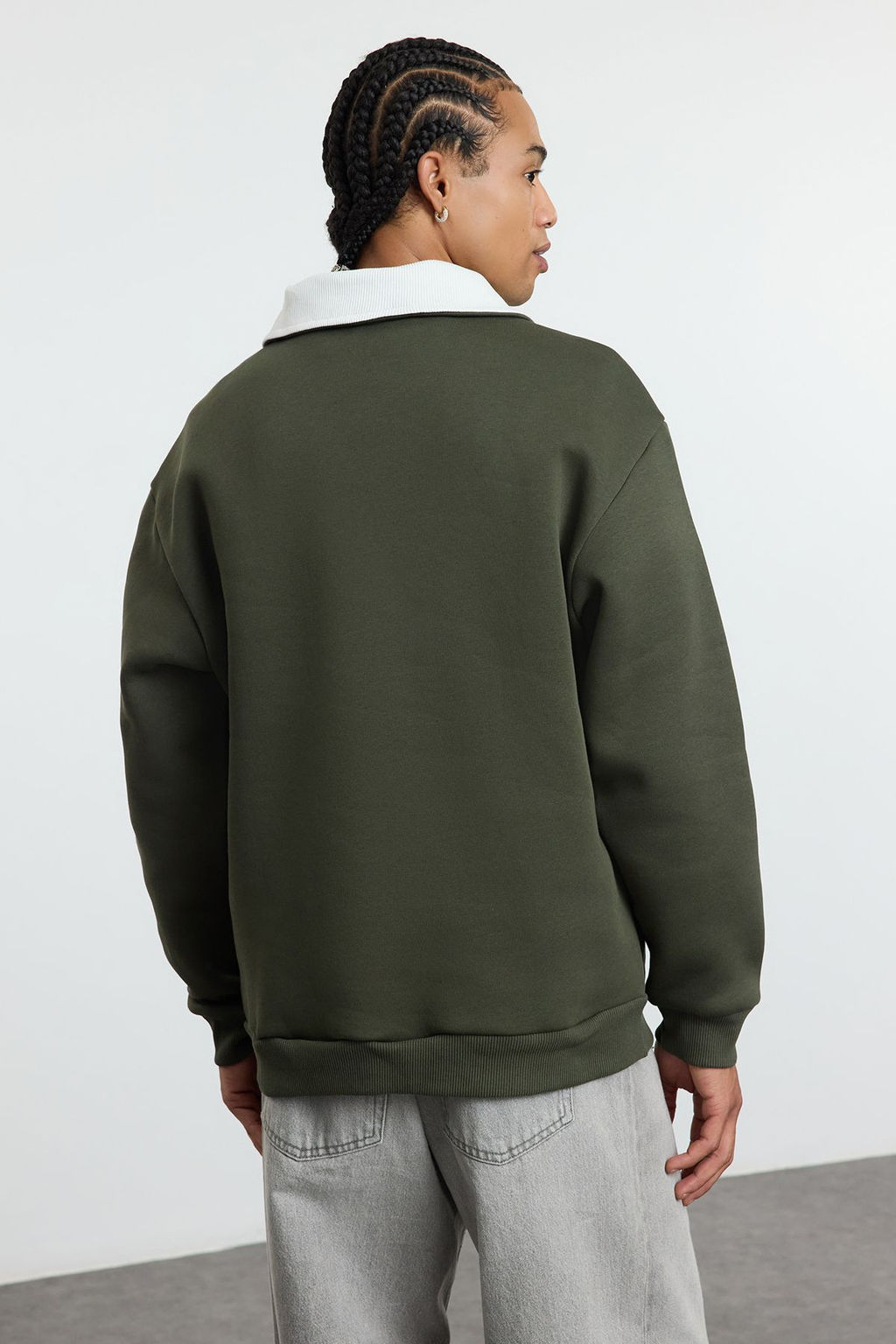 Haki Oversize/Genis Kesim Dik Yaka Fermuarl? Ici Polarl?/S?cak Tutan Sweatshirt TMNAW25SW00081