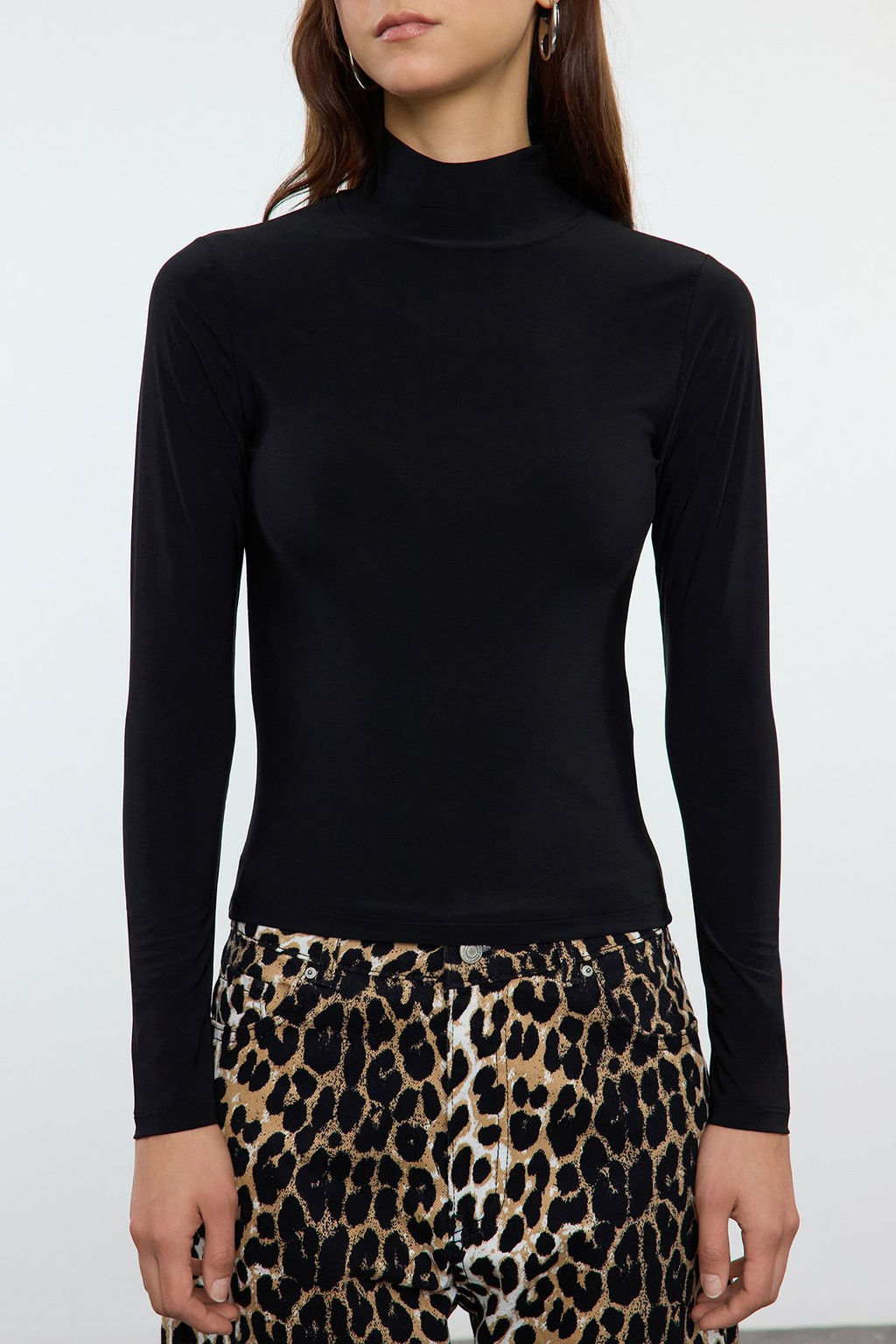 Siyah Fitted/Vucuda Oturan Uzun Kollu Dik Yaka Fitilli Esnek Orme Bluz TWOAW25BZ00078