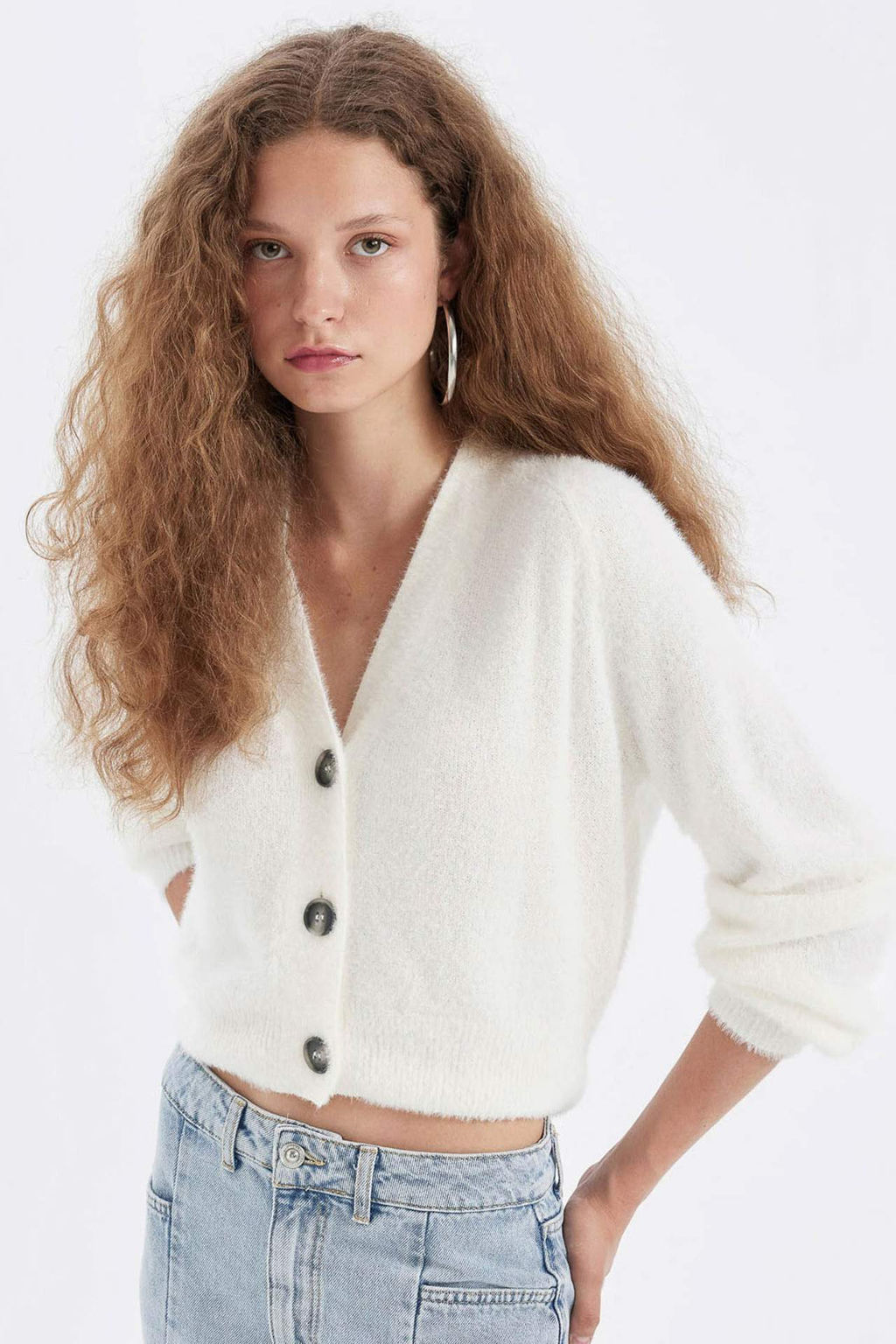 Oversize Genis Kal?p V Yaka Basic Duz Dugmeli Triko H?rka - Defacto фото 2