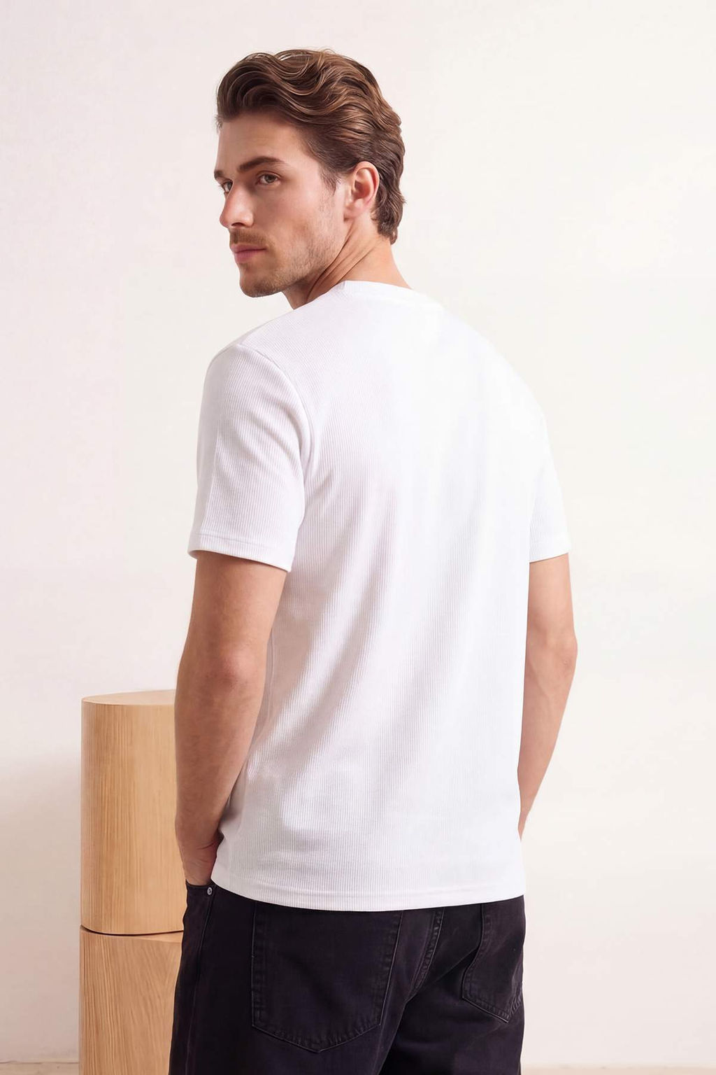 Siyah Regular/Normal Kesim Dokulu Kaskorse Basic T-Shirt TMNSS26TS00002 - Trendyolmilla фото 11