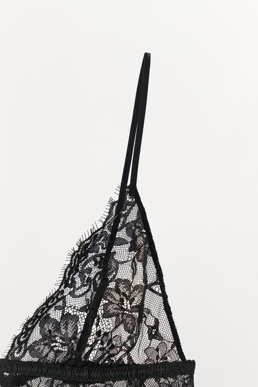 BRALETTE TRIANGULAR ENCAJE / Negro - Zara фото 6