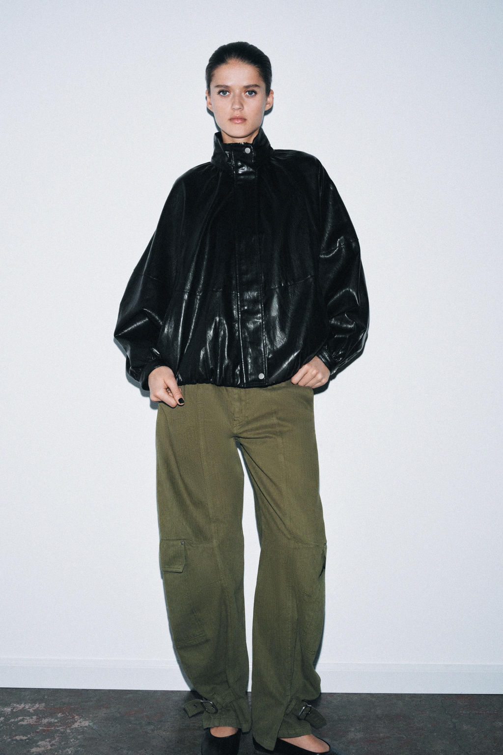 CHAQUETA BOMBER EFECTO PIEL ZW COLLECTION / Negro