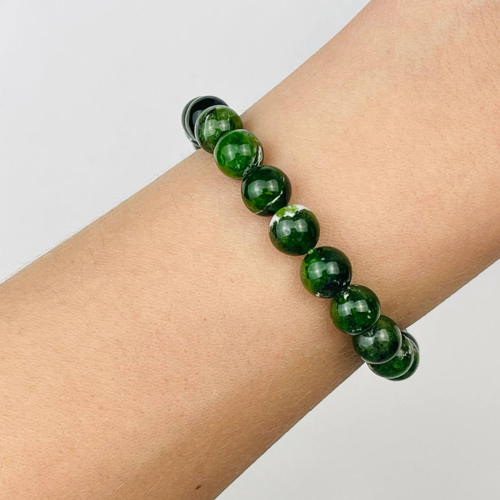 Браслет из Хромдиопсида (Россия) 17,5 см