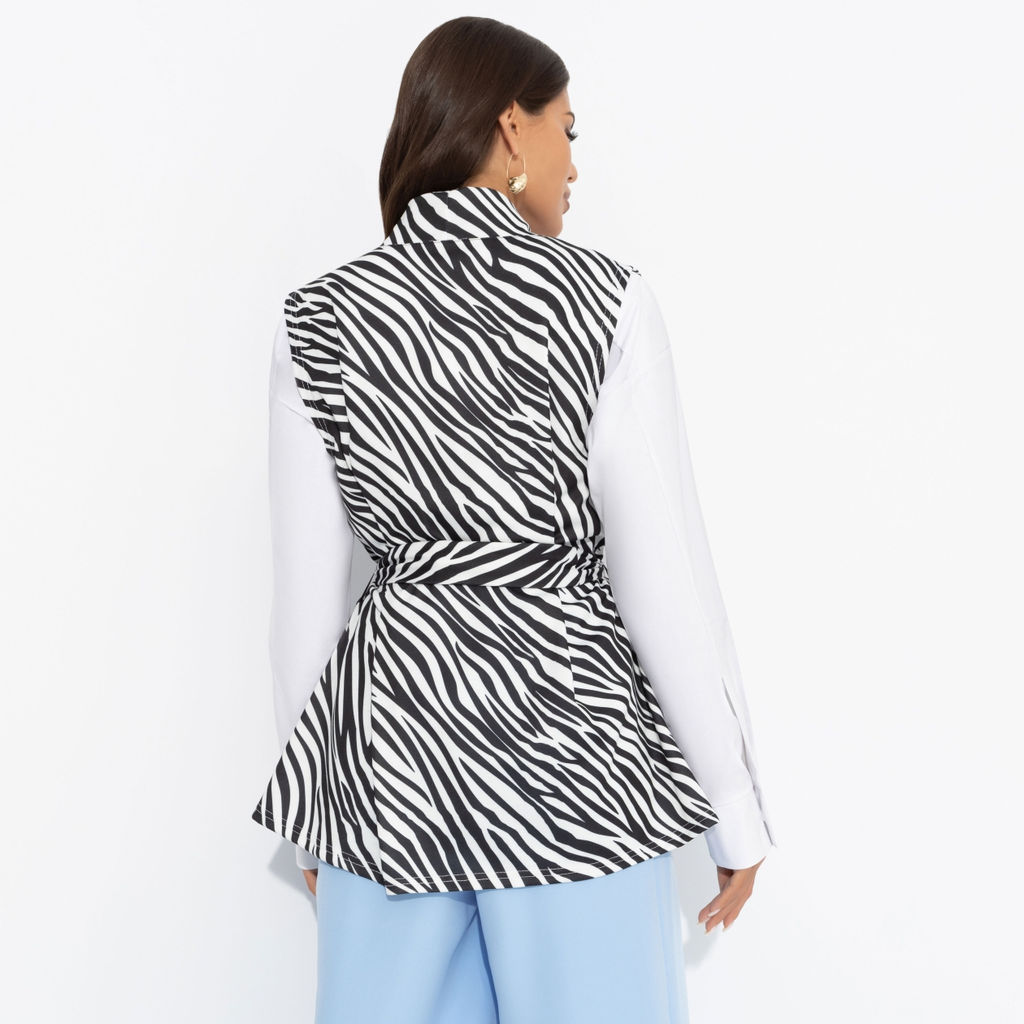 Жилет с поясом, Настроена эффектно (монохром) - Charutti фото 5