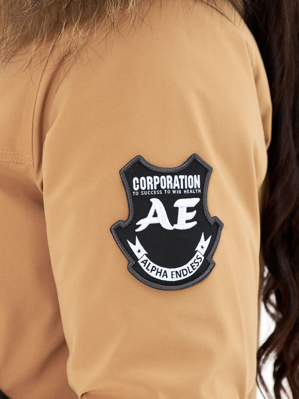 Женская зимняя мембранная парка с натуральным мехом Alpha Endless Frozen Metropolis_19 Крем-брюле  фото 33