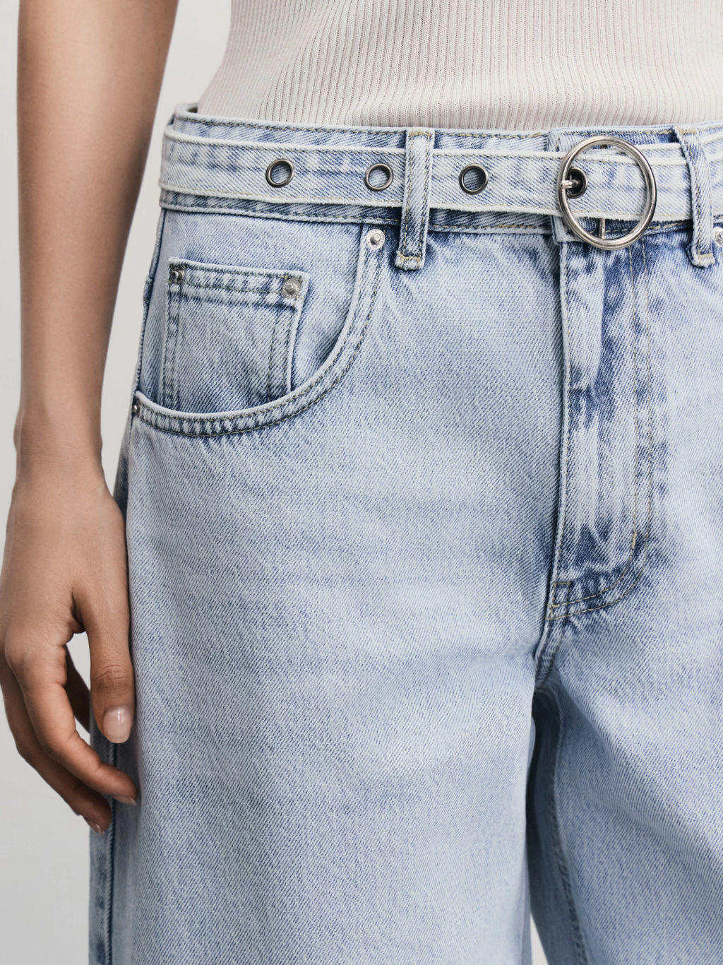 Джинсы barrel с поясом шнурком / Zarina  фото 5