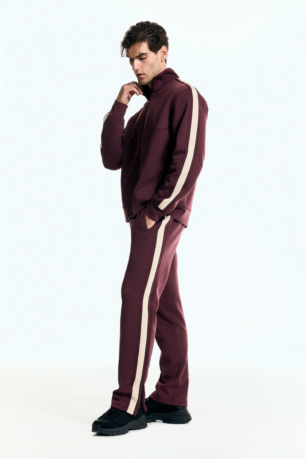 Pantal?n de ch?ndal con DryMove Regular Fit - H&m фото 3