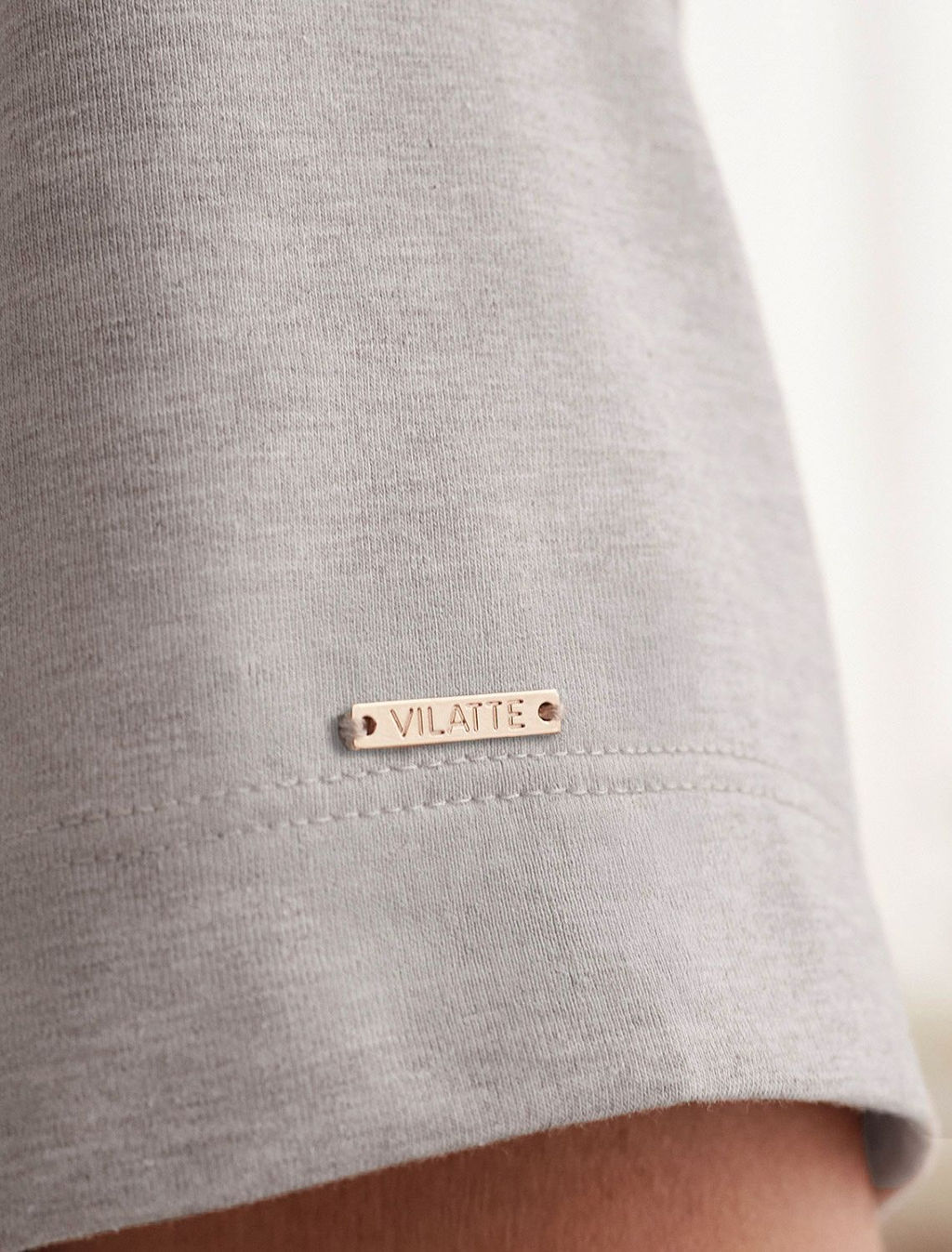 Футболка из премиального хлопка с авторским принтом