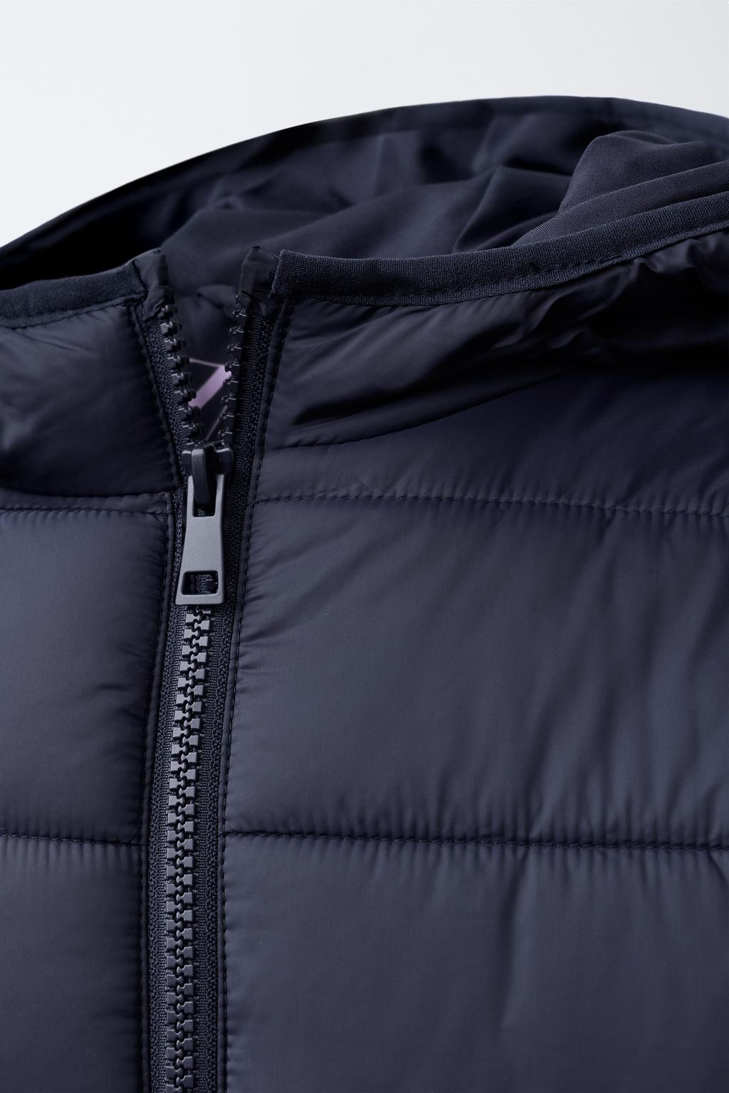 ULTRALIGHT HOODED JACKET - Zara фото 5