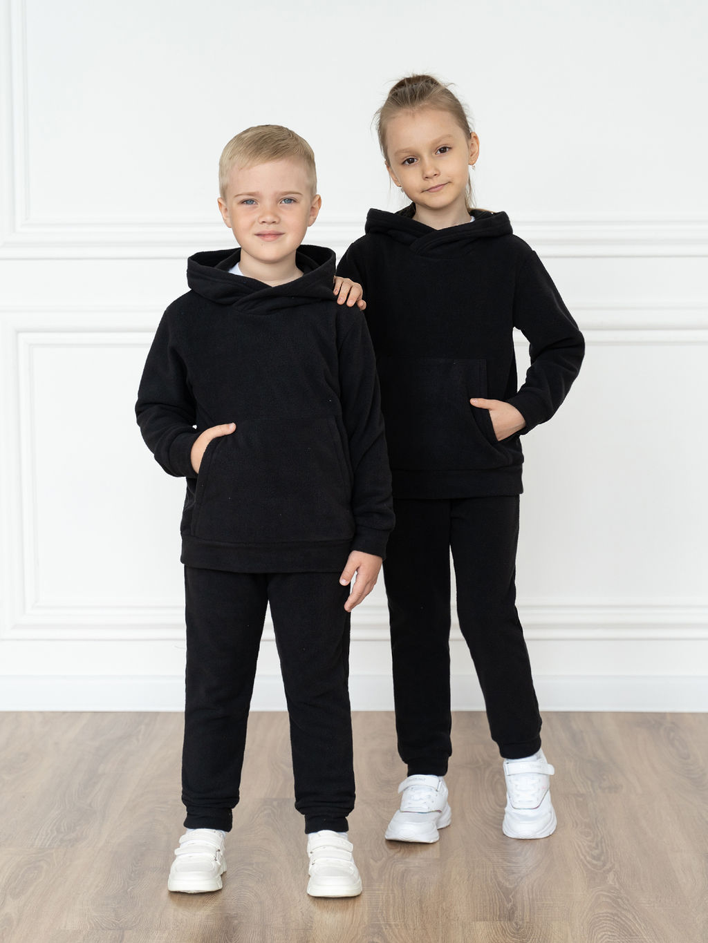 Костюм детский флисовый черный 7043 г(ш) (104, 56)