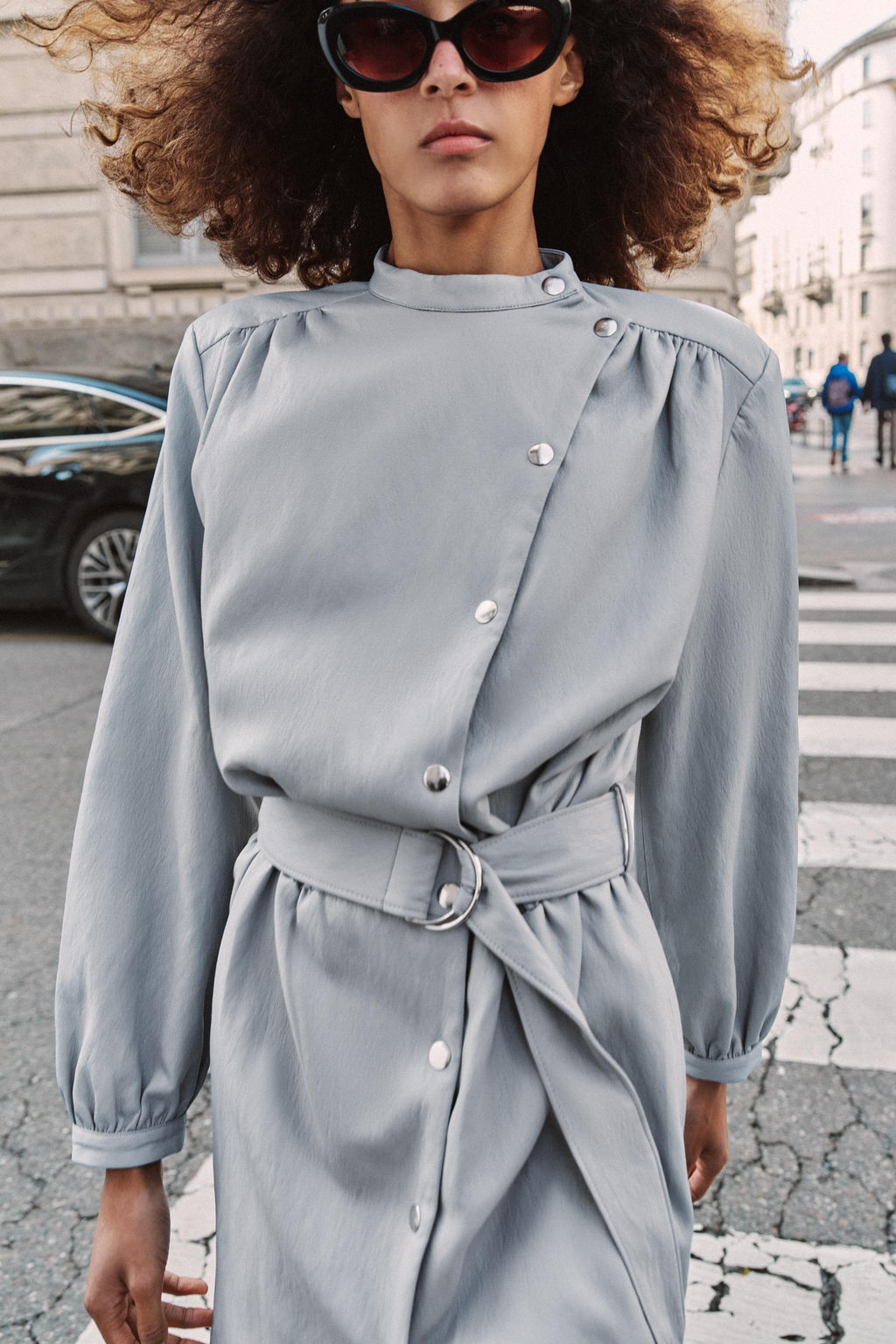 VESTIDO CORTO EFECTO PIEL CINTUR?N / Azul - Zara фото 4