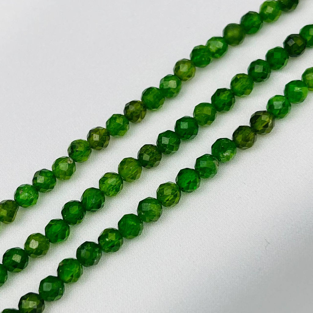 Бусины для украшений из Хромдиопсида огранка