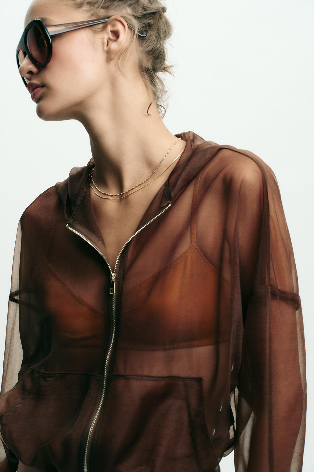 HOODED ORGANZA JACKET