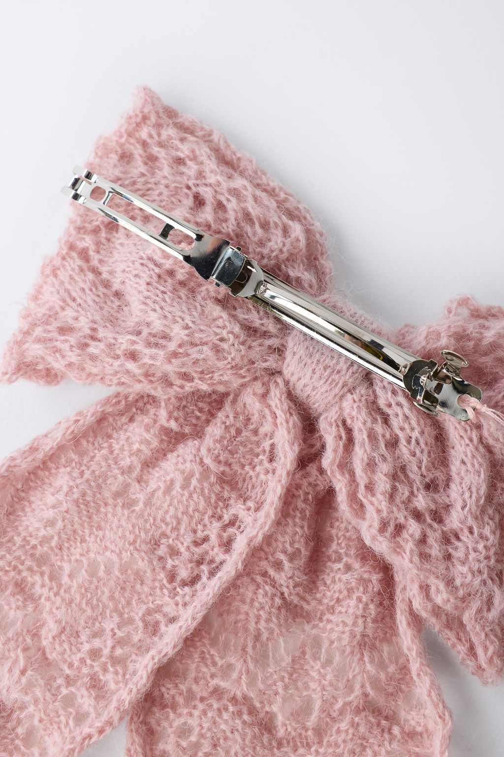 KNIT BOW HAIR CLIP WITH WOOL AND ALPACA - Zara фото 3