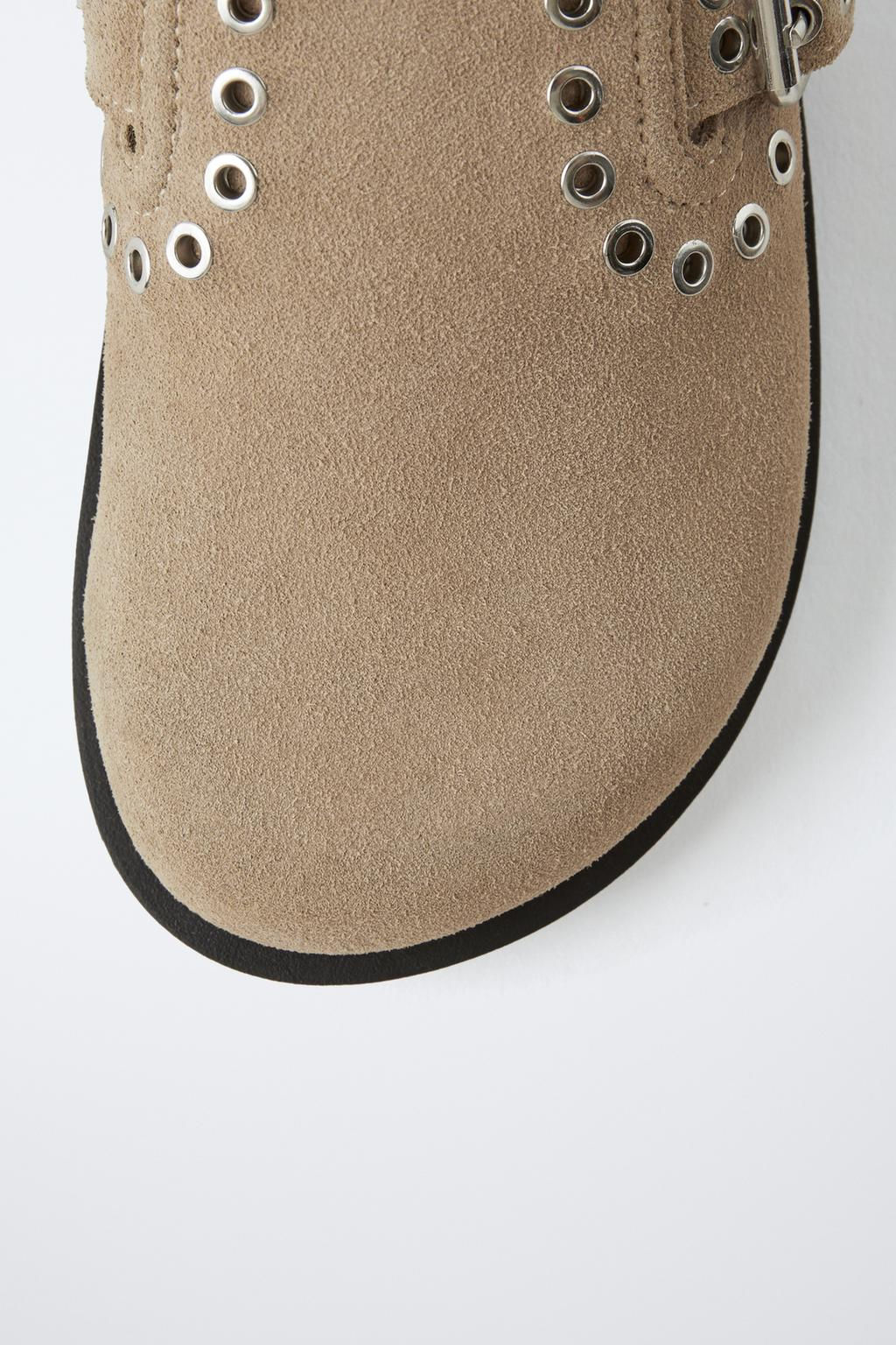 STUDDED SPLIT SUEDE CLOGS - Zara фото 6