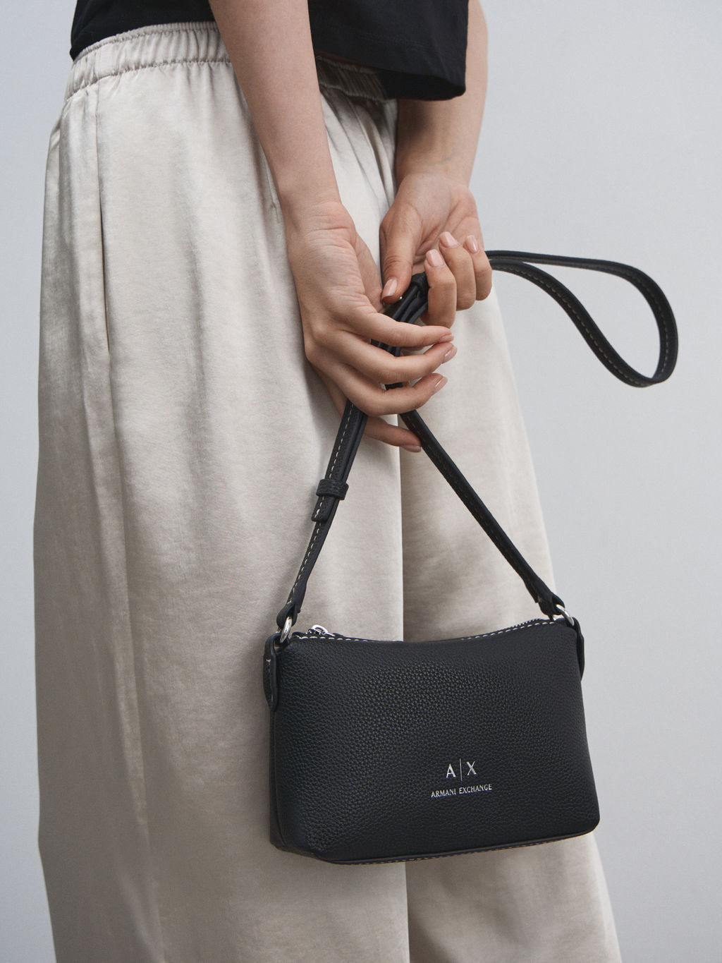 Сумка через плечо Кросс-боди ARMANI EXCHANGE KATE