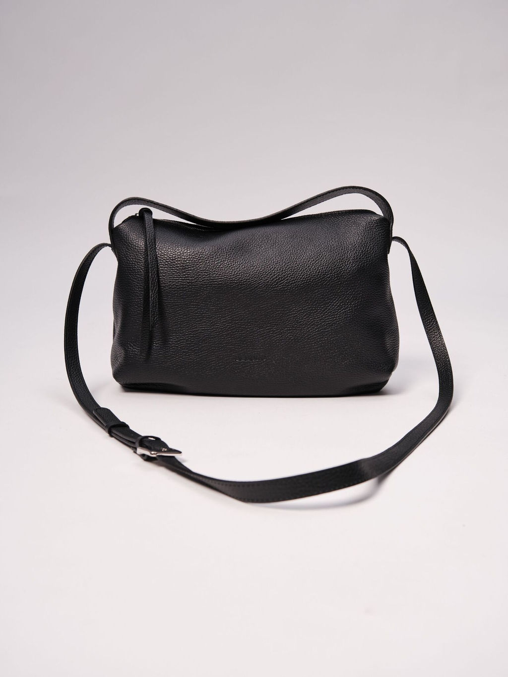 Сумка кожаная багет Deboro 30963 черная