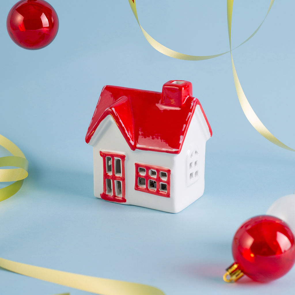 СТАТУЭТКА ДОМИК С LED-ПОДСВЕТКОЙ 9,5Х7Х11 СМ