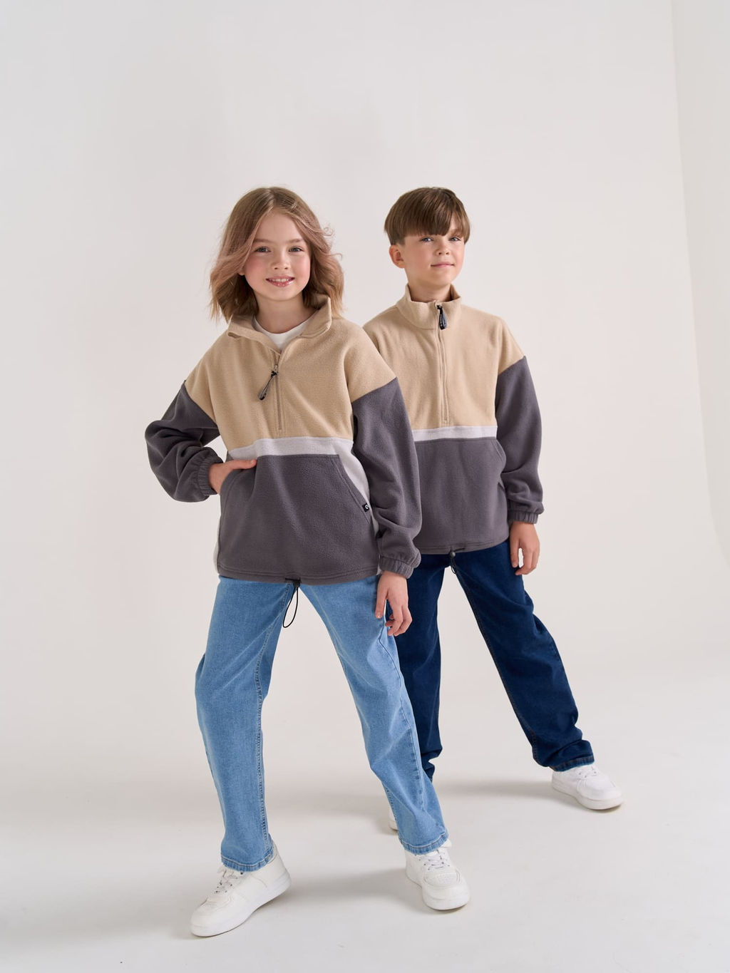 Олимпийка флисовая Колор блок Графит/Беж 7+ - Bungly фото 12