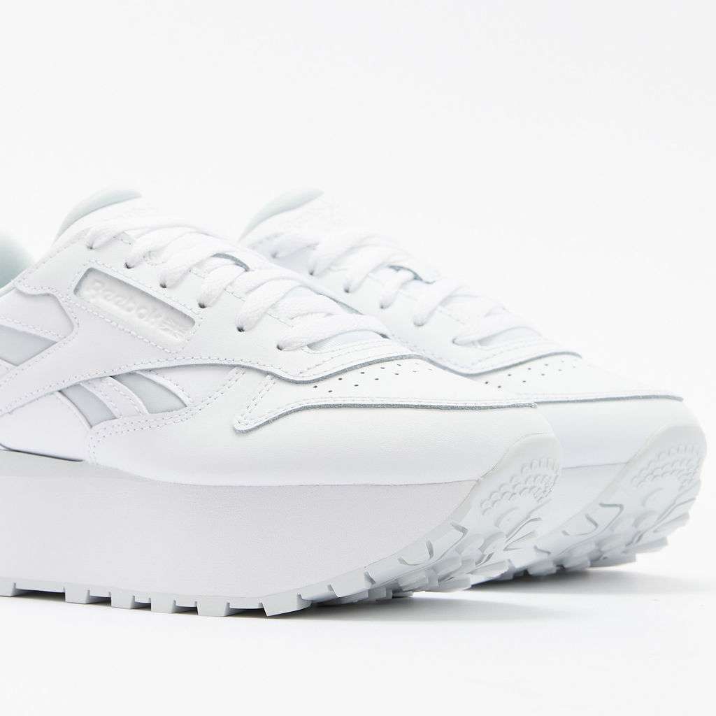 Женские кроссовки REEBOK CLASSIC LEATHER TRIPLE LIFT Артикул 4123679, белый