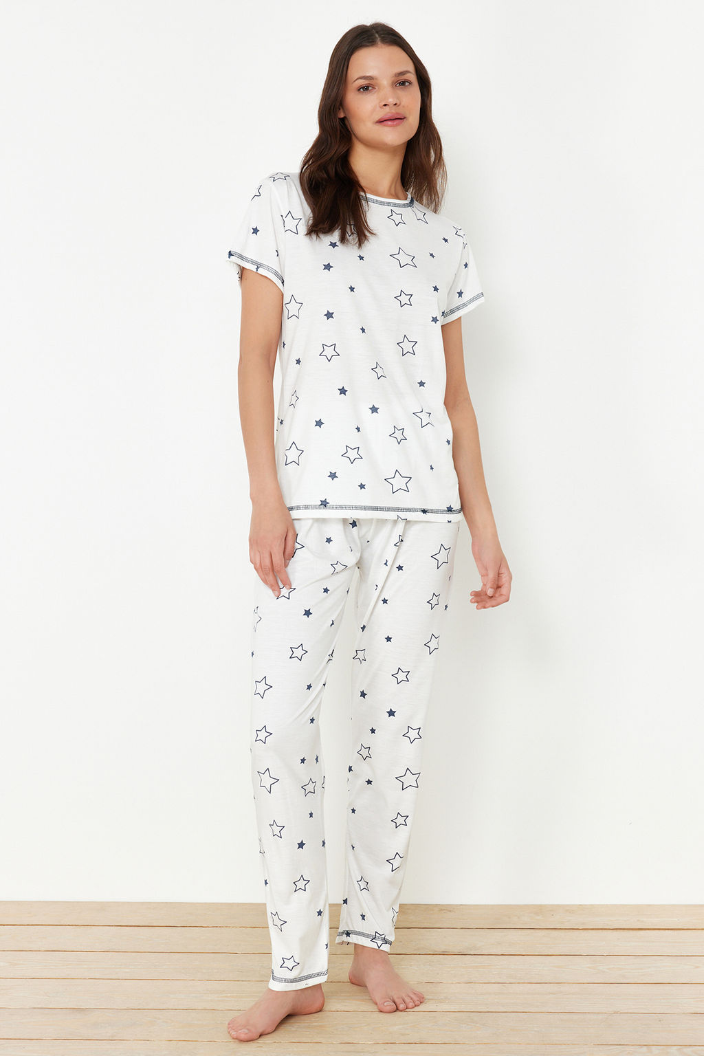 Trendyolmilla Beyaz Y?ld?z Desenli Orme Pijama Tak?m? THMSS24PT00371 фото 6