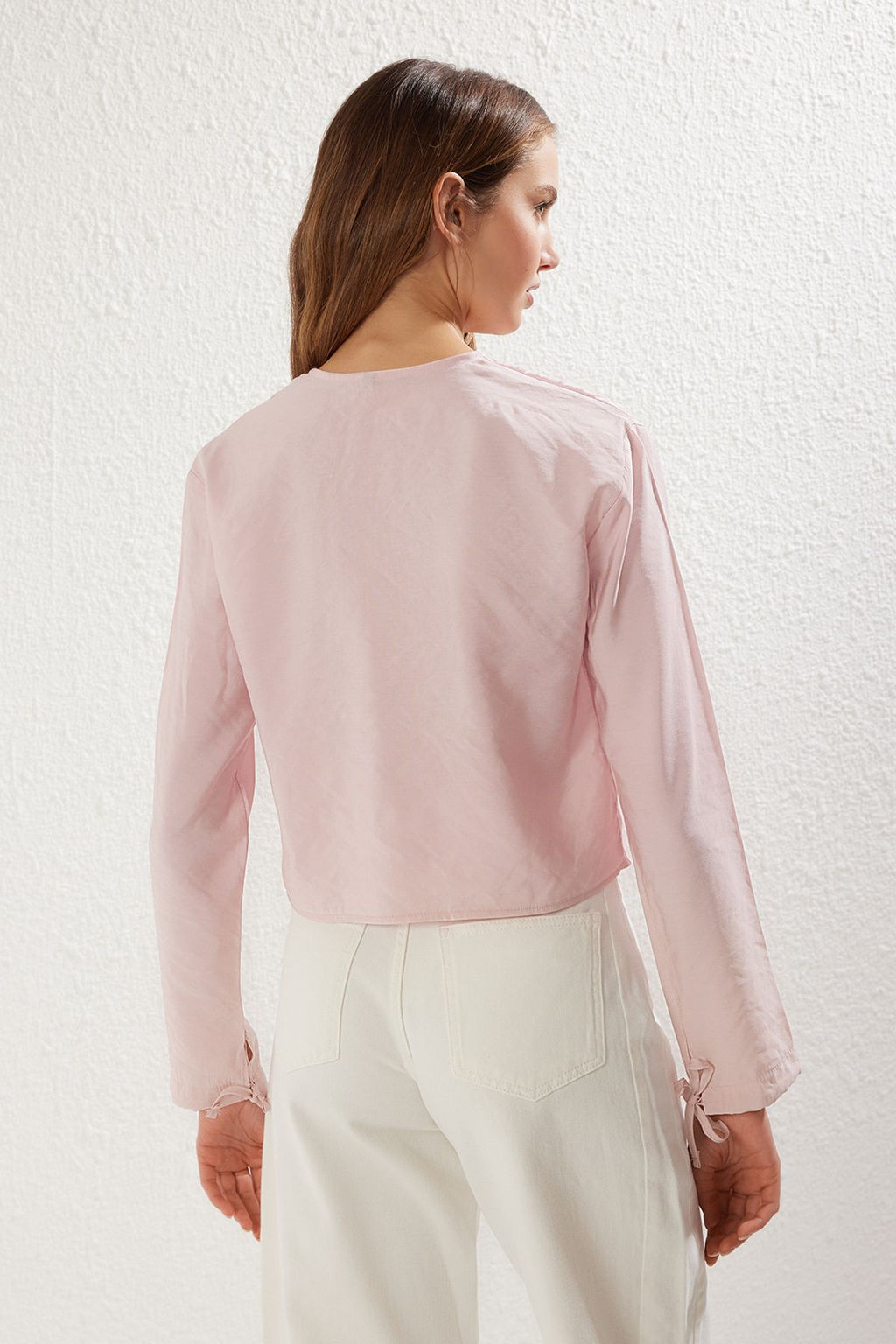 Trendyolmilla Pembe Modal Baglama Detayl? Uzun Kollu Dokuma Bluz TWOSS25BZ00167
