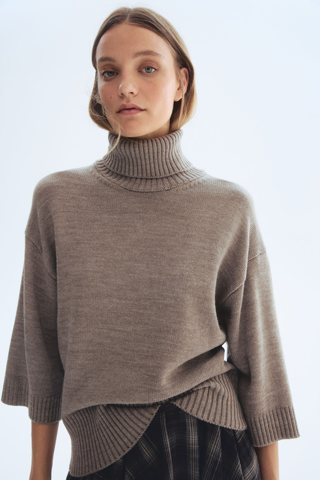 Jersey de cuello alto en punto fino - H&m фото 5