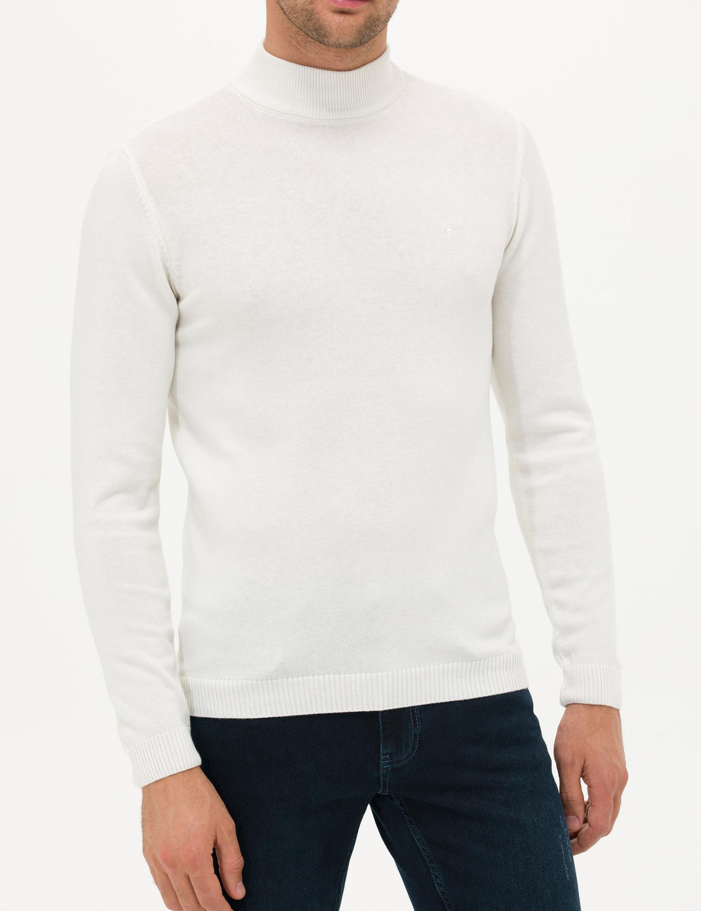 Базовый трикотажный свитер узкого кроя цвета экрю в клетку Fisherman - Cacharel фото 6