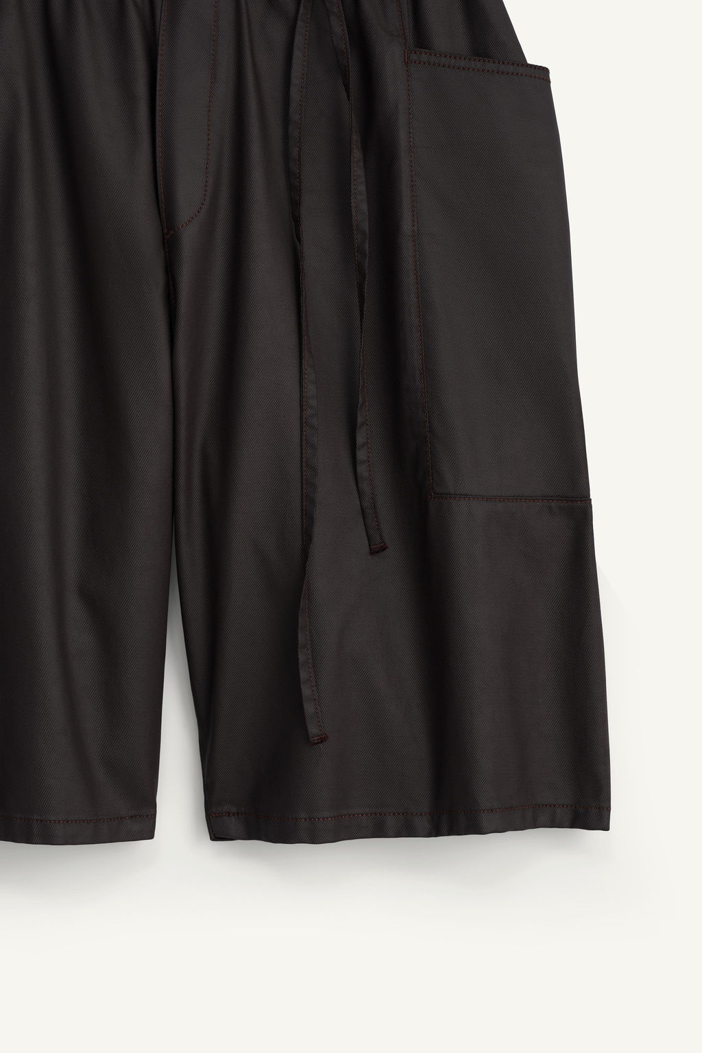 BERMUDA RELAXED FIT LYOCELL EFECTO ENCERADO / Marr?n - Zara фото 9