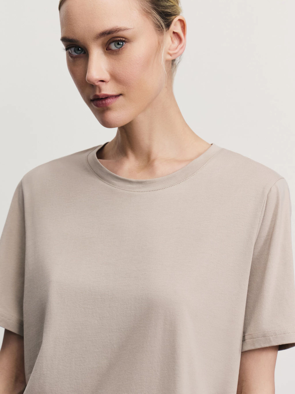 Базовая футболка из хлопка / Zarina фото 7