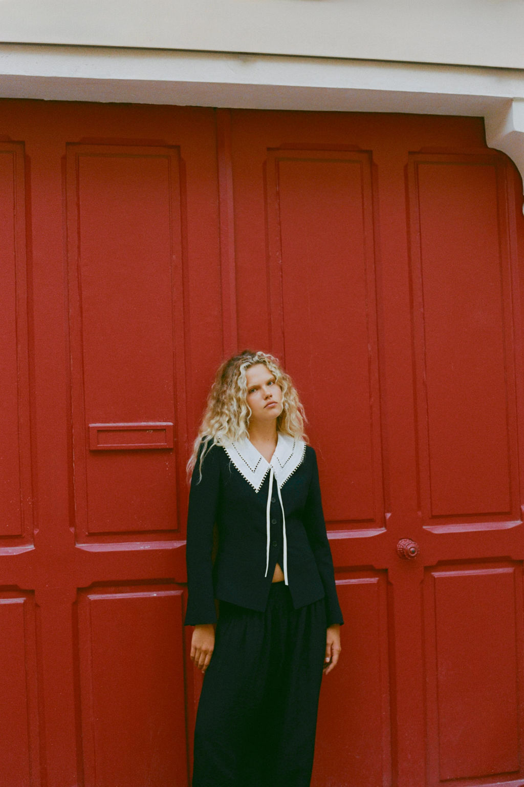 CONTRAST DETACHABLE COLLAR BLAZER