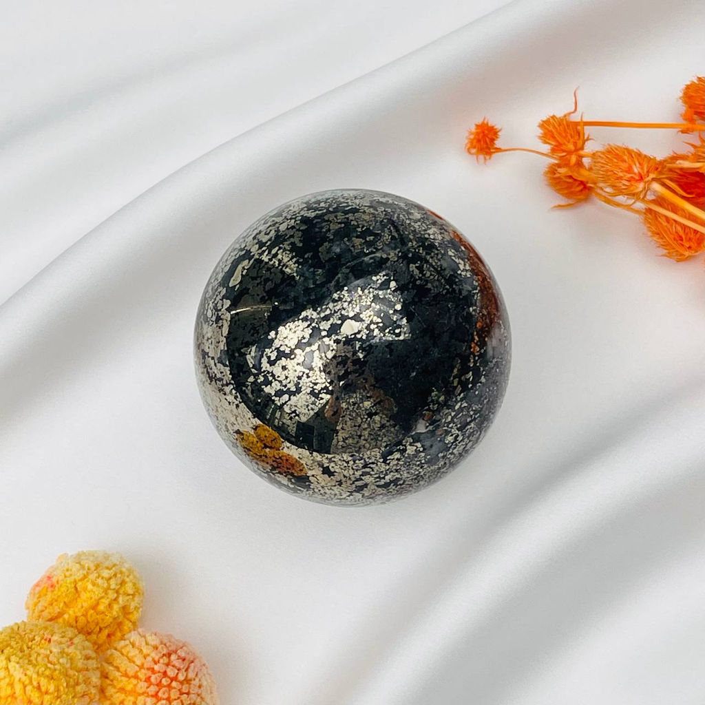 Шар из Пирита