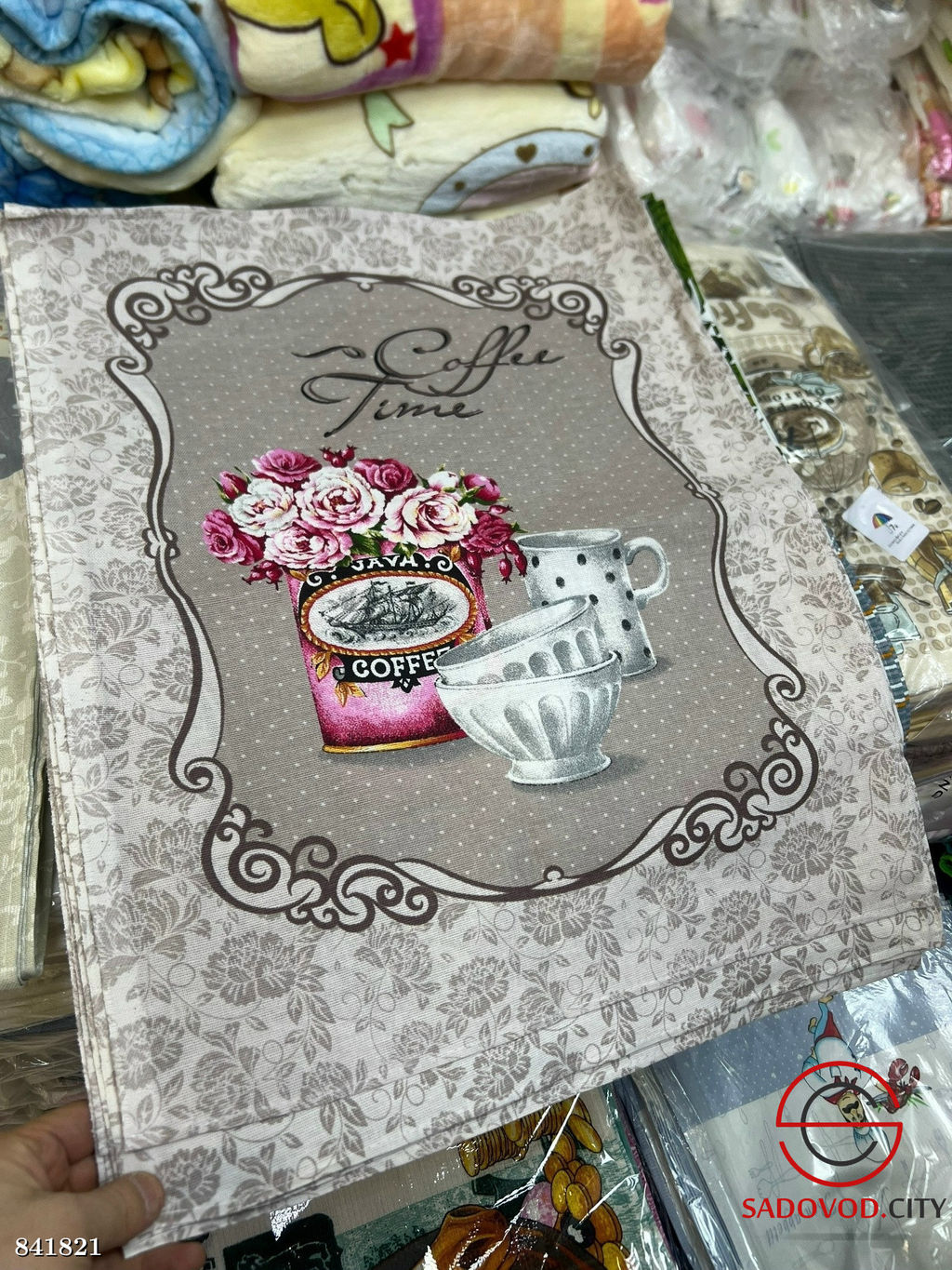 Льняное полотенце с рисунком