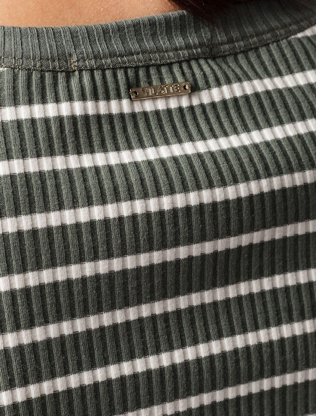 D49.984 Футболка женская оливковый-белый