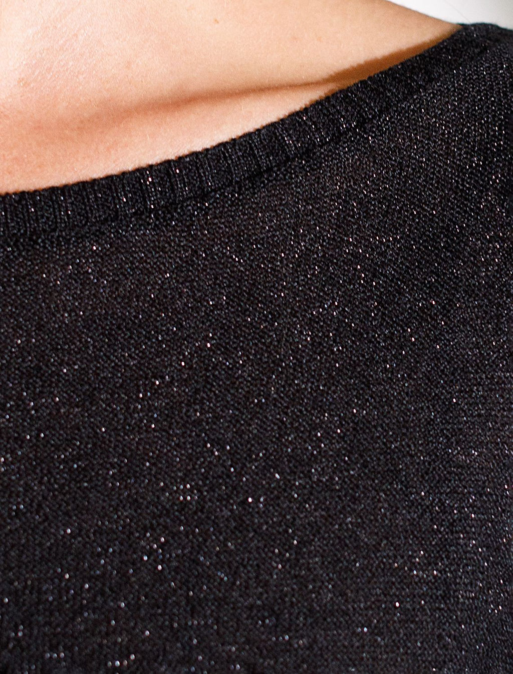 Джемпер свободный тонкой вязки из вискозы с люрексом - Vilatte фото 2