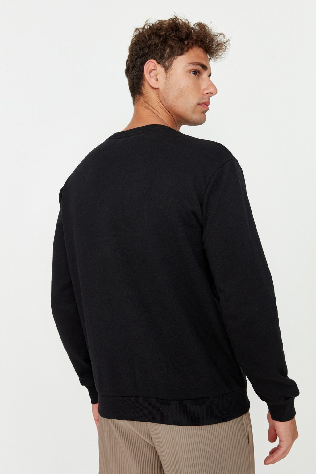 Siyah Regular/Normal Kesim Ici Polar/S?cak Tutan Sweatshirt TMNAW21SW1208