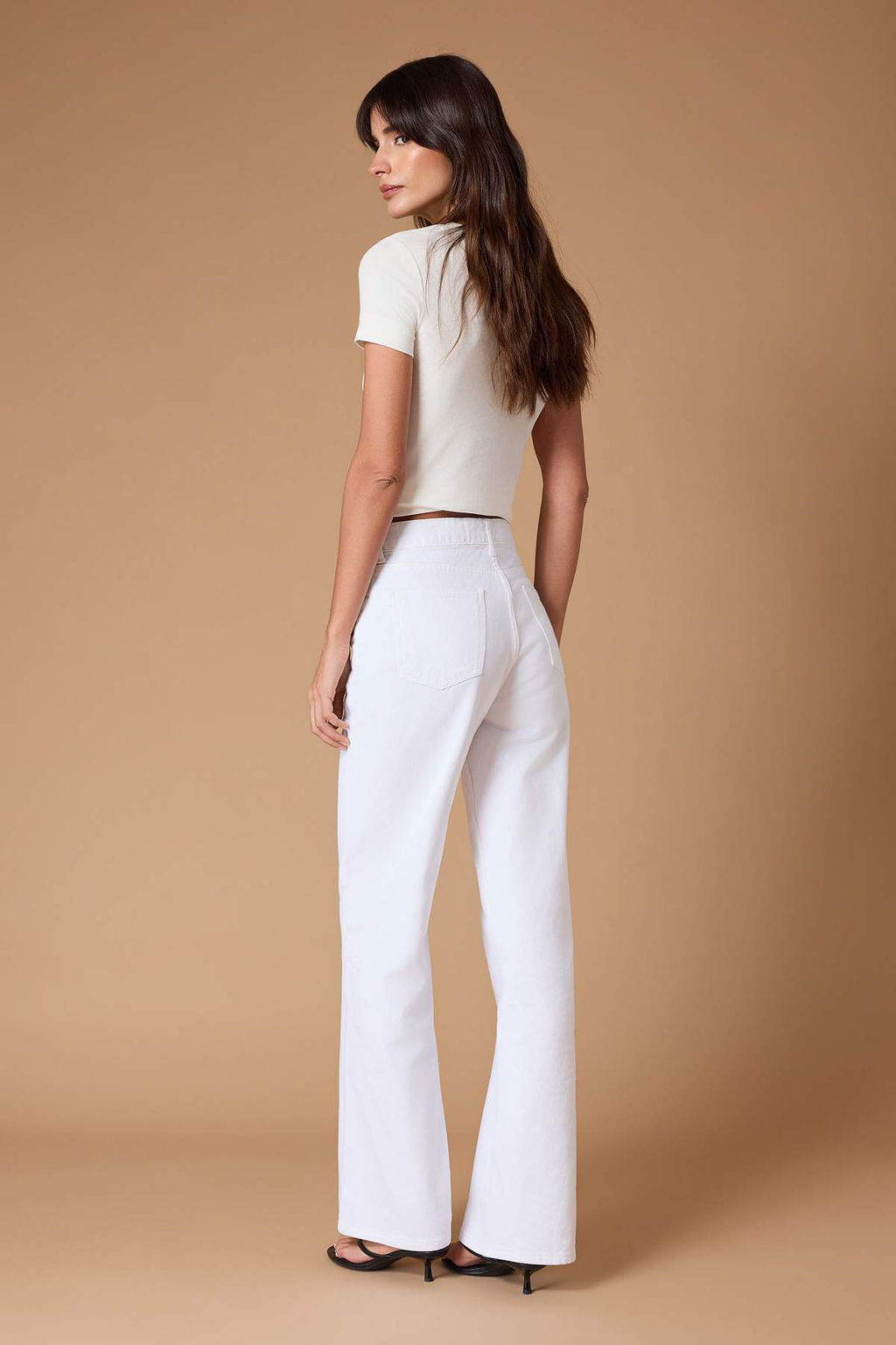 TRENDYOLMILLA Beyaz Yuksek Bel Wide Leg Jeans TWOSS24JE00140  фото 16