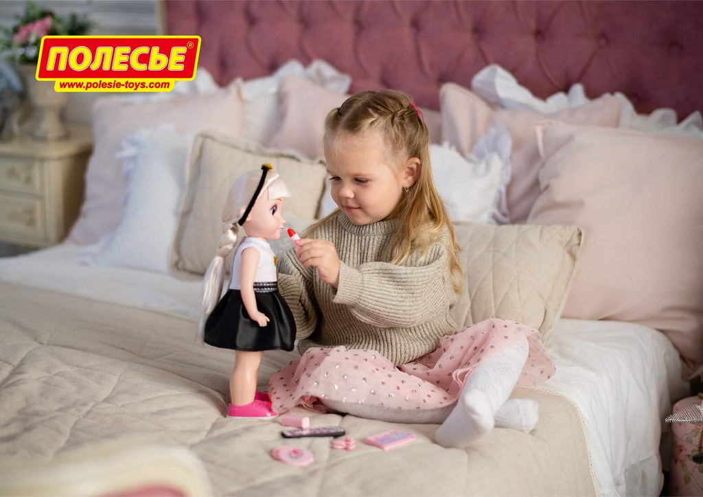 Кукла Кристина (37 см) в салоне красоты с аксессуарами (5 элементов) (в коробке) - Полесье фото 11