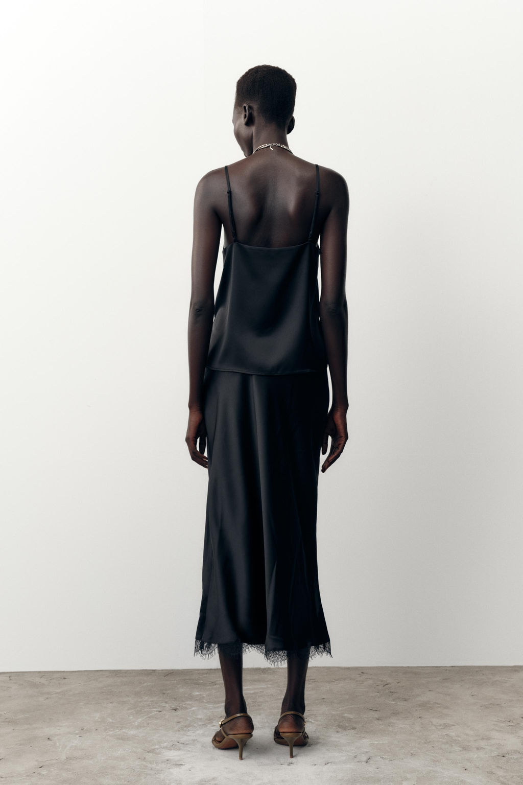 SATIN MIDI LACE SKIRT - Zara фото 9