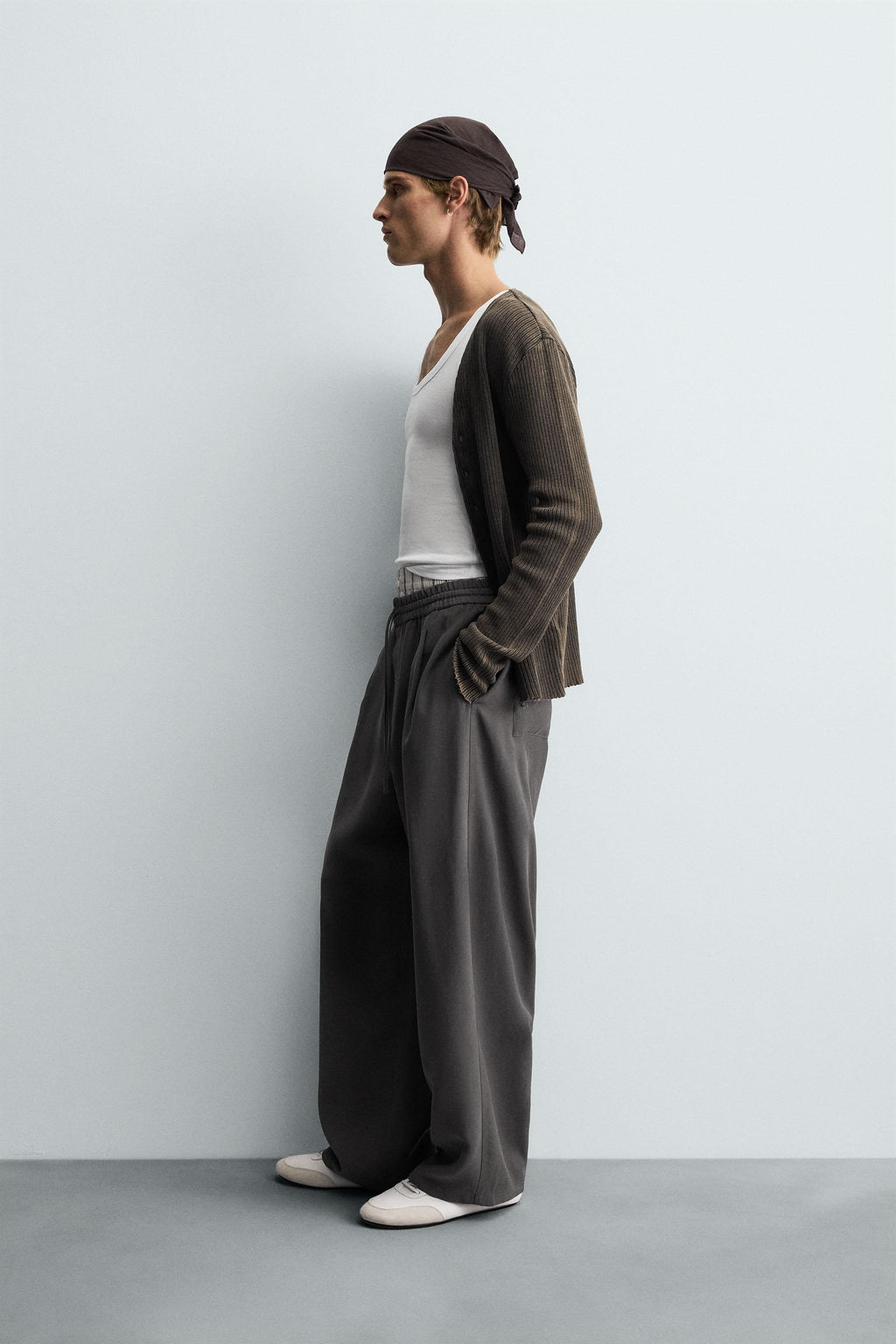 FLOWING TROUSERS WITH STITCHING - Zara фото 4