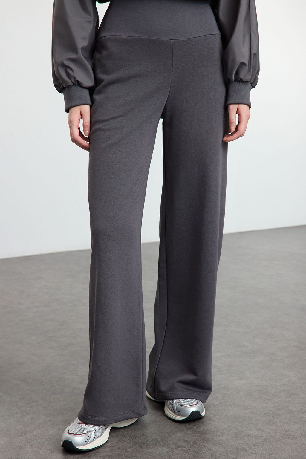 Antrasit Ince Ekstra Yuksek Bel Wide Leg/Genis Kesim Pantolon TWOAW25PL00026